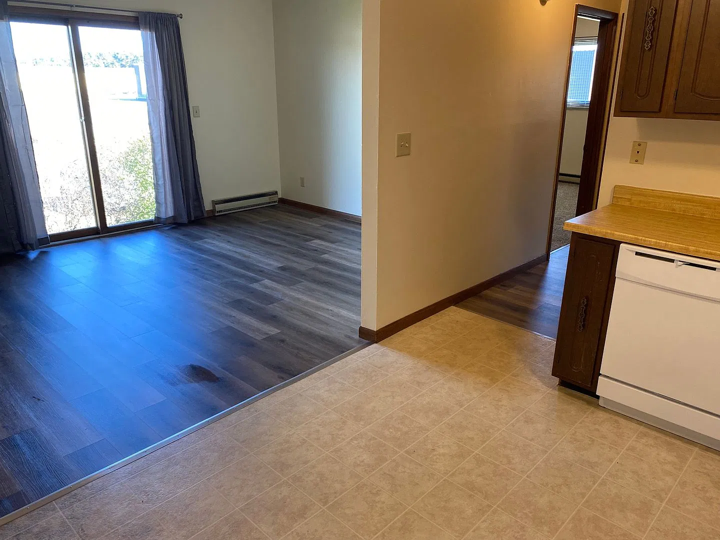 4902 Birch Street — Photo 3
