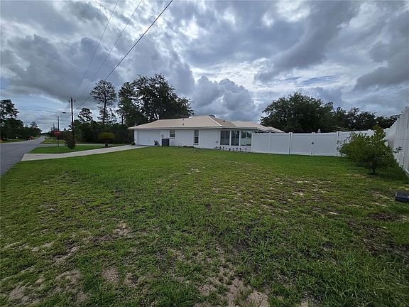 3rd image of 16900 SW 25th Terrace Rd