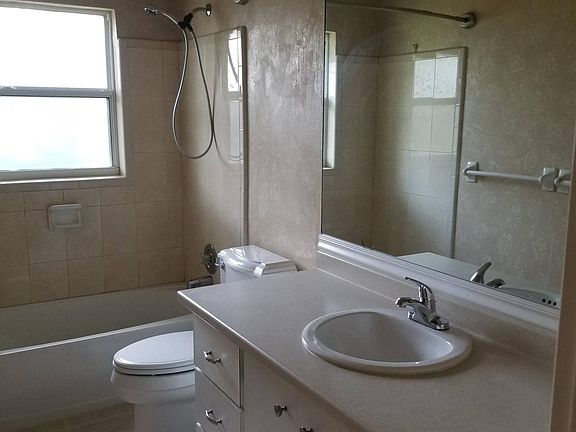 3rd image of 4235 15th St