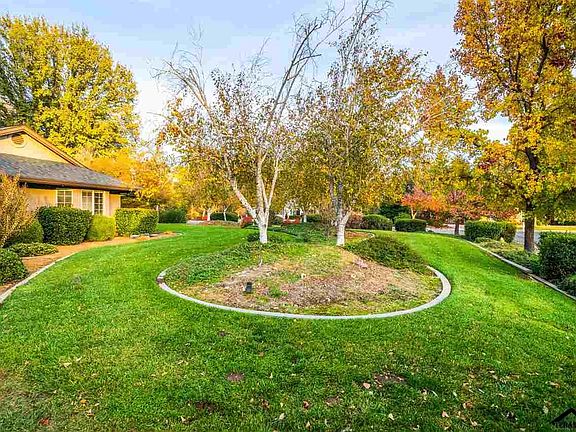 5th image of 22150 Calistoga Way