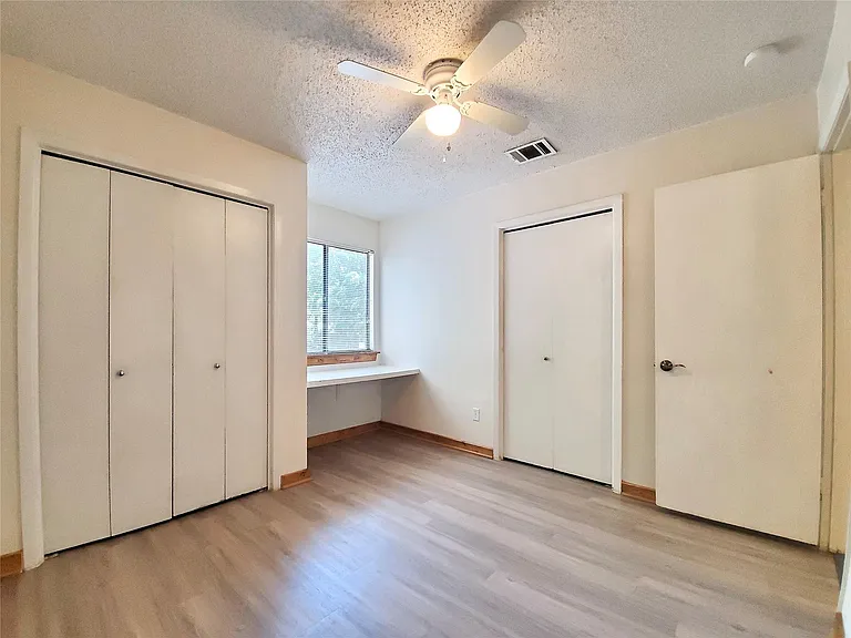 2400 Berkett Dr #A — Photo 10
