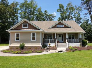 1752 Pike St, Suffolk, VA 23433