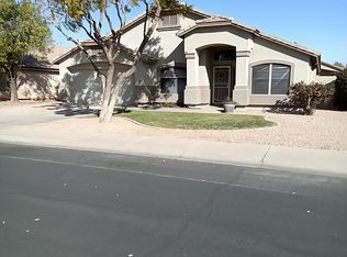 2084 E Willow Wick Rd, Gilbert, AZ 85296