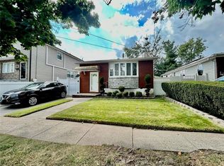 57 Jerome Rd, Staten Island, NY 10305