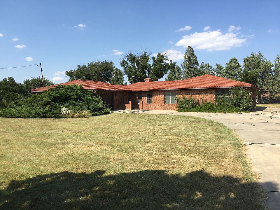 2287 sf ranch on .70 acres