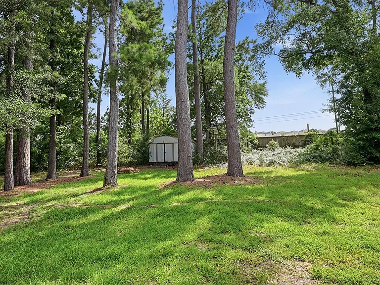 25203 Oak Villa Dr — Photo 44