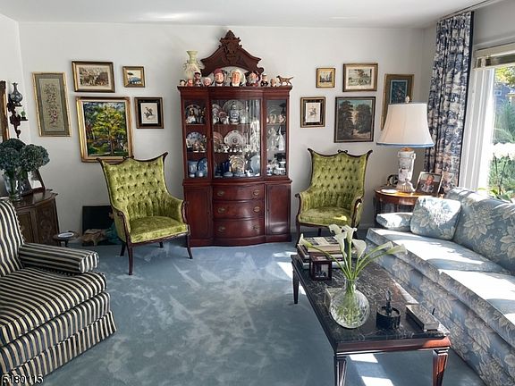 2nd image of 52 Otoole St
