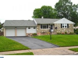 2835 Jarrett Ln, Hatboro, PA 19040