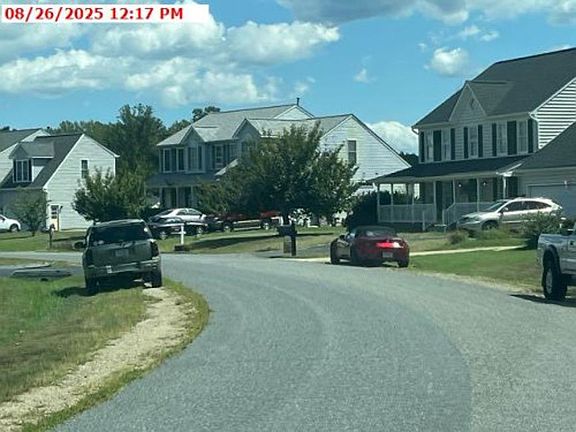 Exterior Neighborhood (street photo)