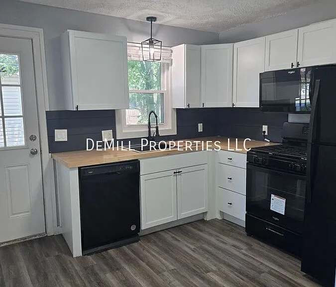 1340 N Wabash Ave — Photo 6