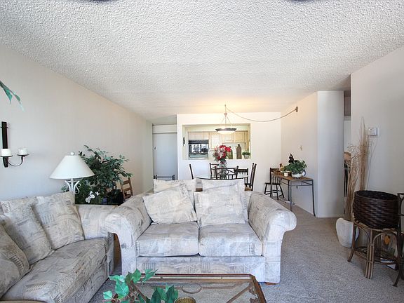 5th image of 1020 15th St APT 12E