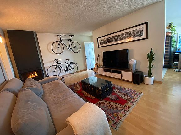 4th image of 2138 Stewart St APT 5