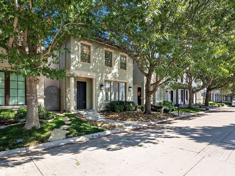 1st image of 411 Wyndham Crst