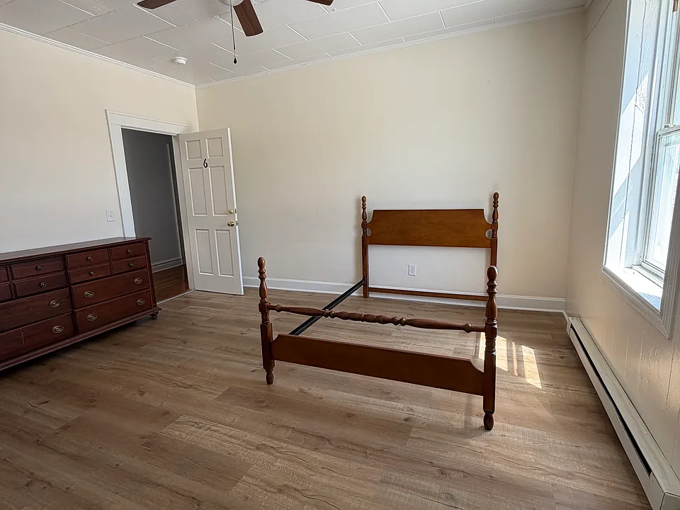 Living area - different view (queen bed for reference)