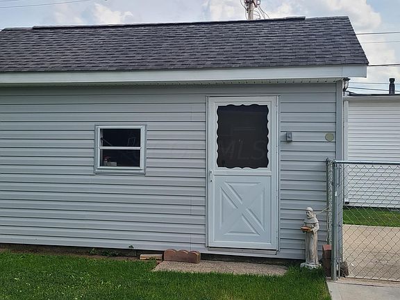 3rd image of 64 N 31st St