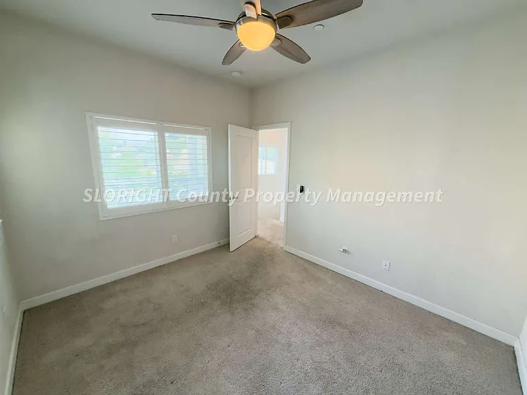 941 Humbert Ave — Photo 14