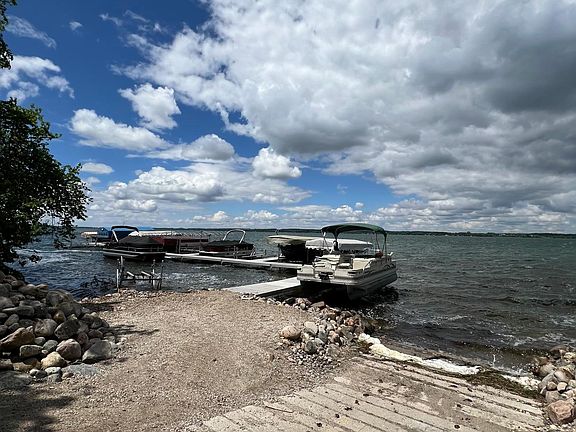 3rd image of 20965 S Lakeshore Dr #12