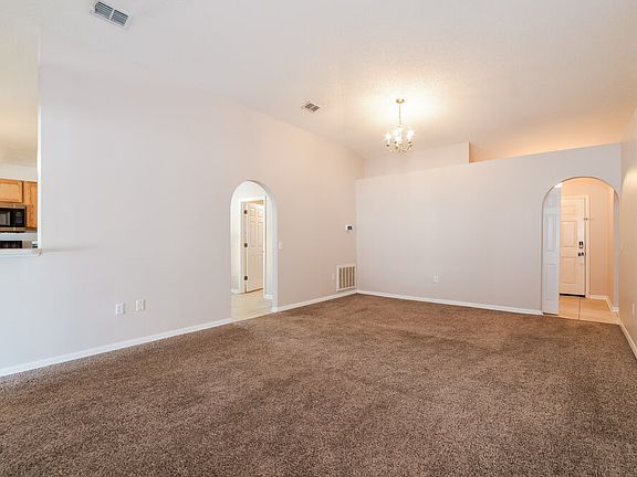 4th image of 2328 Kingscrest Cir