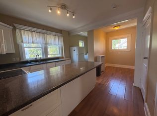 37 Somerset St #2, Worcester, MA 01609