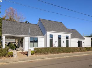 1619 2nd St, Florence, OR 97439