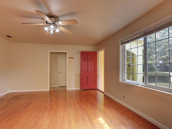 2nd image of 2165 Stacia Way