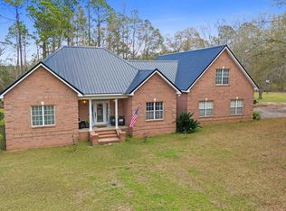 3878 Earlston Rd, Graceville, FL 32440