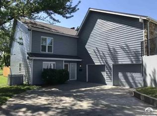 2145 Quail Creek Dr #B, Lawrence, KS 66047