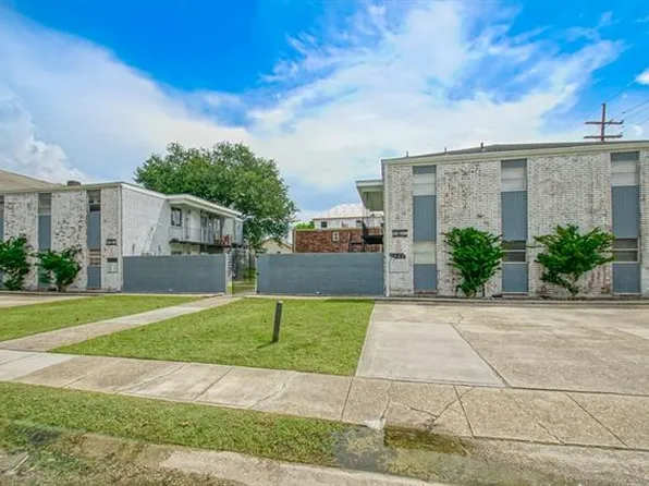 1603 Lesseps St, New Orleans, LA 70117