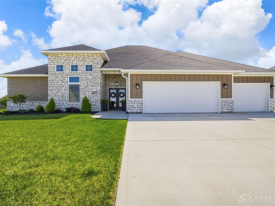 1st image of 960 Rosenthal Dr