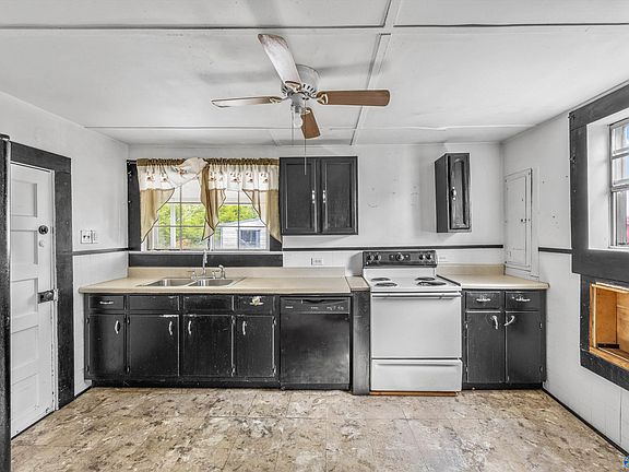 4th image of 734 Union Rd