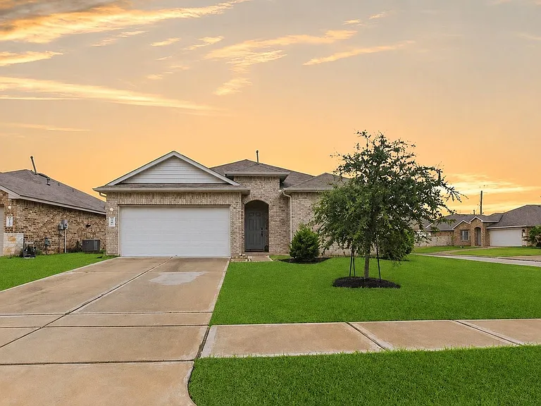 4110 Magliana Ln — Photo 1