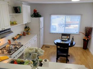 80 Oakwood Dr, Petaluma, CA 94954