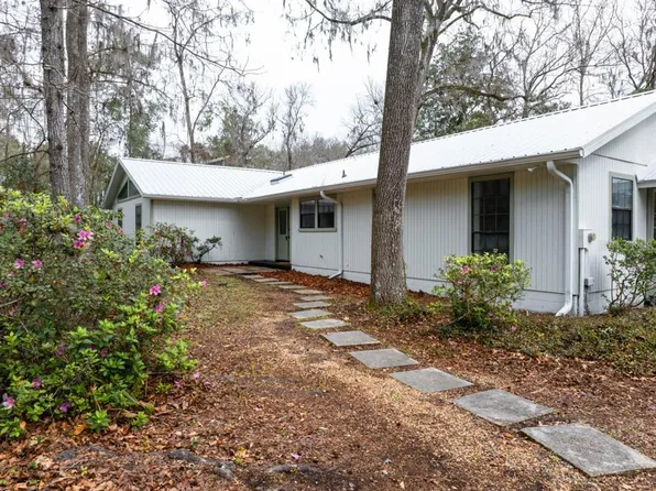 3015 NW 38th St, Gainesville, FL 32606