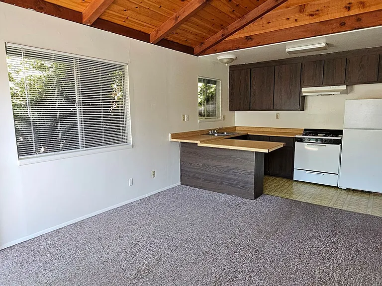 1165 & 1161 Buchon St #B-C-A — Photo 7