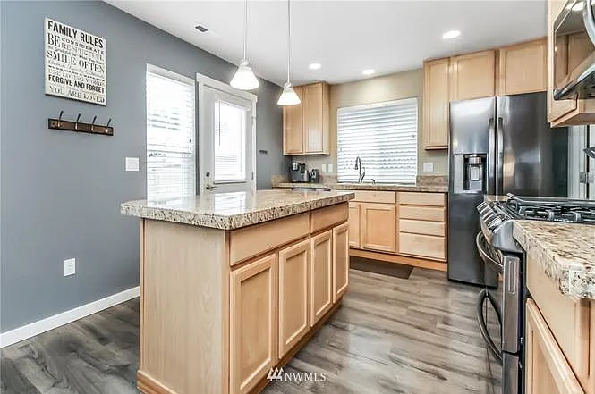 6511 Douglas Ave SE — Photo 10