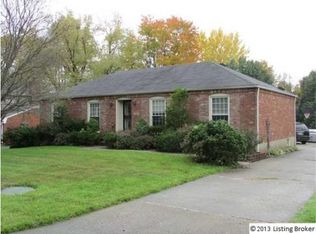 8016 Huntsman Trl, Louisville, KY 40291