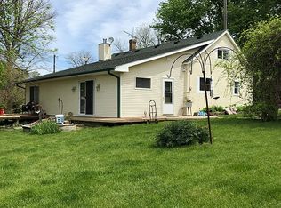 104 N 5th St, Mineola, IA 51554