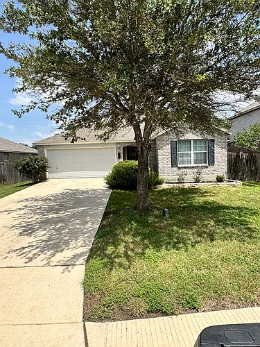 208 Latigo Ln Photo 1
