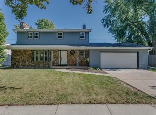 420 S Matthias St, Appleton, WI 54915