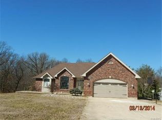 931 Hackmann Rd, O'Fallon, MO 63366
