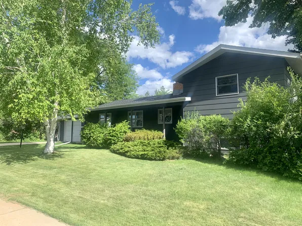 2917 Tomahawk Dr, Rapid City, SD 57702