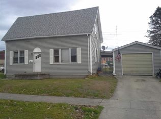 57 2nd St SW, Linton, IN 47441