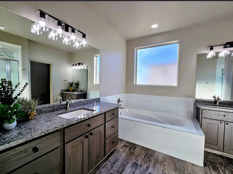1119 Sendero Dr — Photo 13