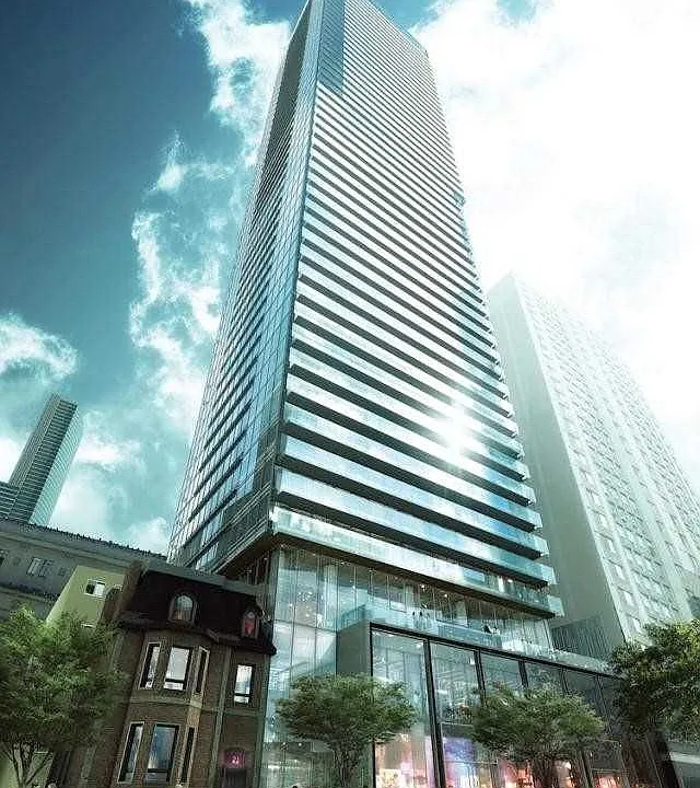 15 Grenville St #2004