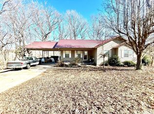 750 Melton Dr, Batesville, AR 72501
