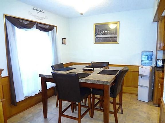 5th image of 609 Meadow Lark Dr
