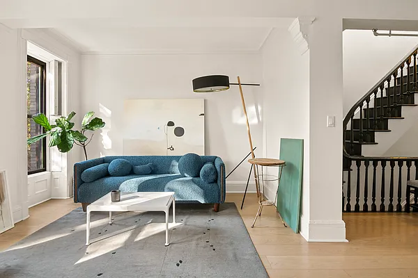 Rented by Compass | media 14