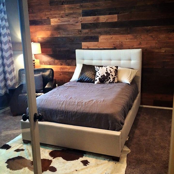 Downstairs bedroom/Den