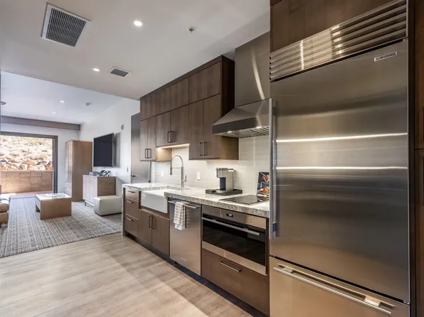 1550 E Black Desert Dr #83128, Ivins, UT 84738