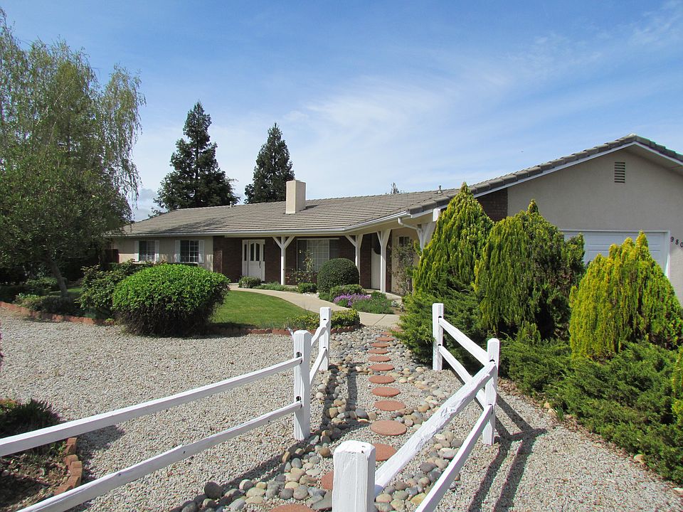 Park side Landscaping